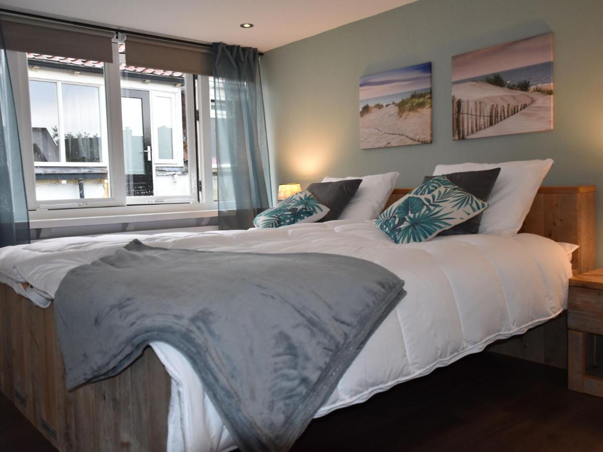 Charming Holiday Home in Egmond aan Zee near Seabeach Nightlife Buitenkant foto