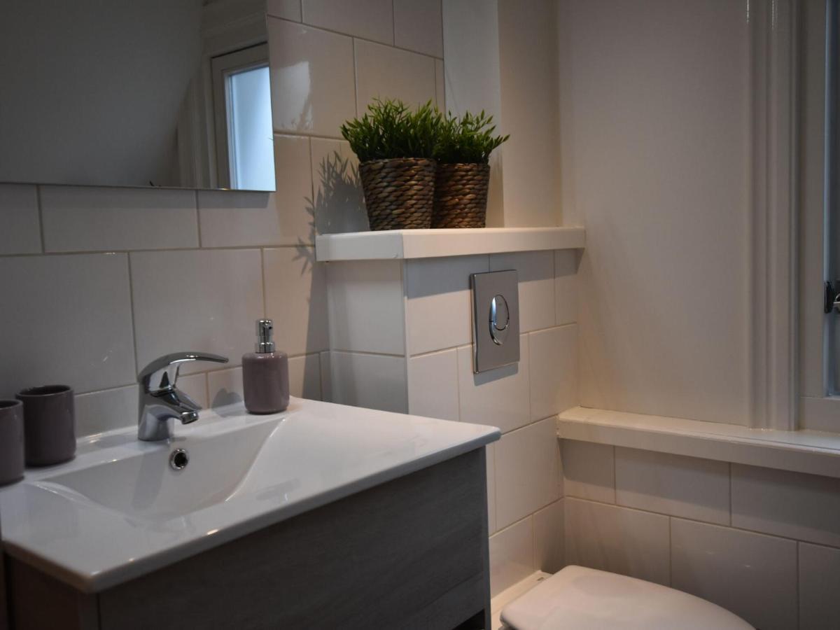Charming Holiday Home in Egmond aan Zee near Seabeach Nightlife Buitenkant foto